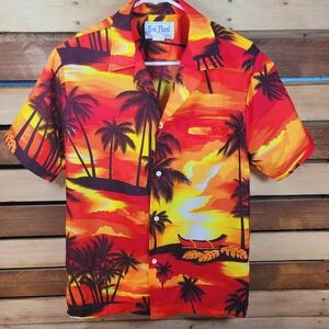 Vintage Hawaiian Shirt Button Down Men's Tropical Vibrant